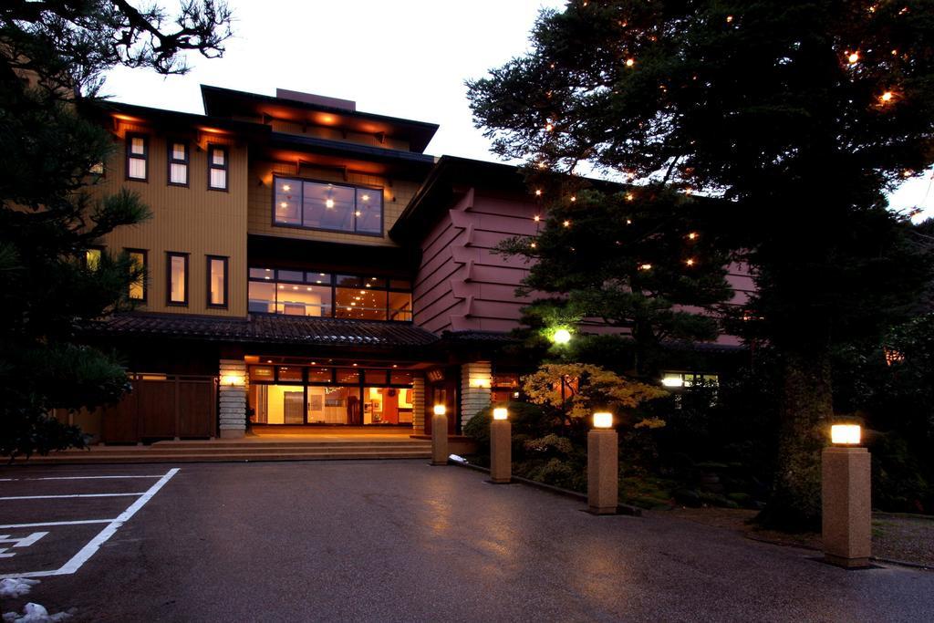 Hotel Sanrakuen Tonami Exterior foto